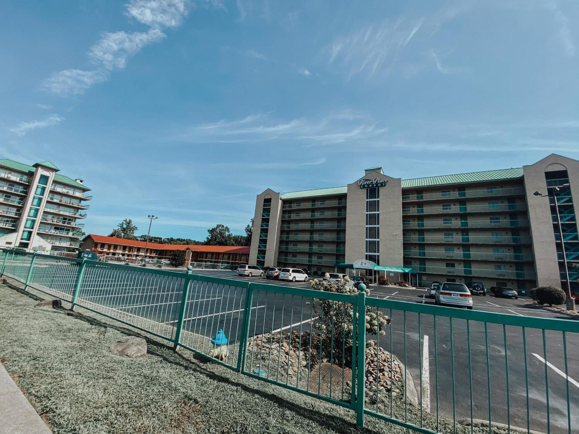 River Place Condos #508 2Bd Pigeon Forge Exterior photo